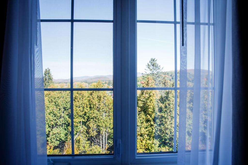 Ax Hotel Mont-Tremblant Bagian luar foto