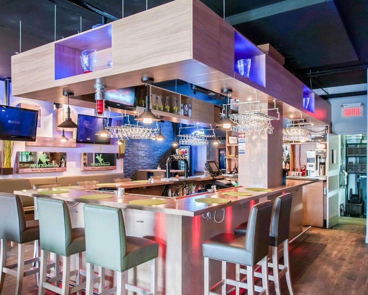 Ax Hotel Mont-Tremblant Bagian luar foto