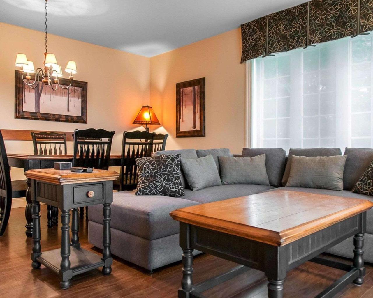 Ax Hotel Mont-Tremblant Bagian luar foto