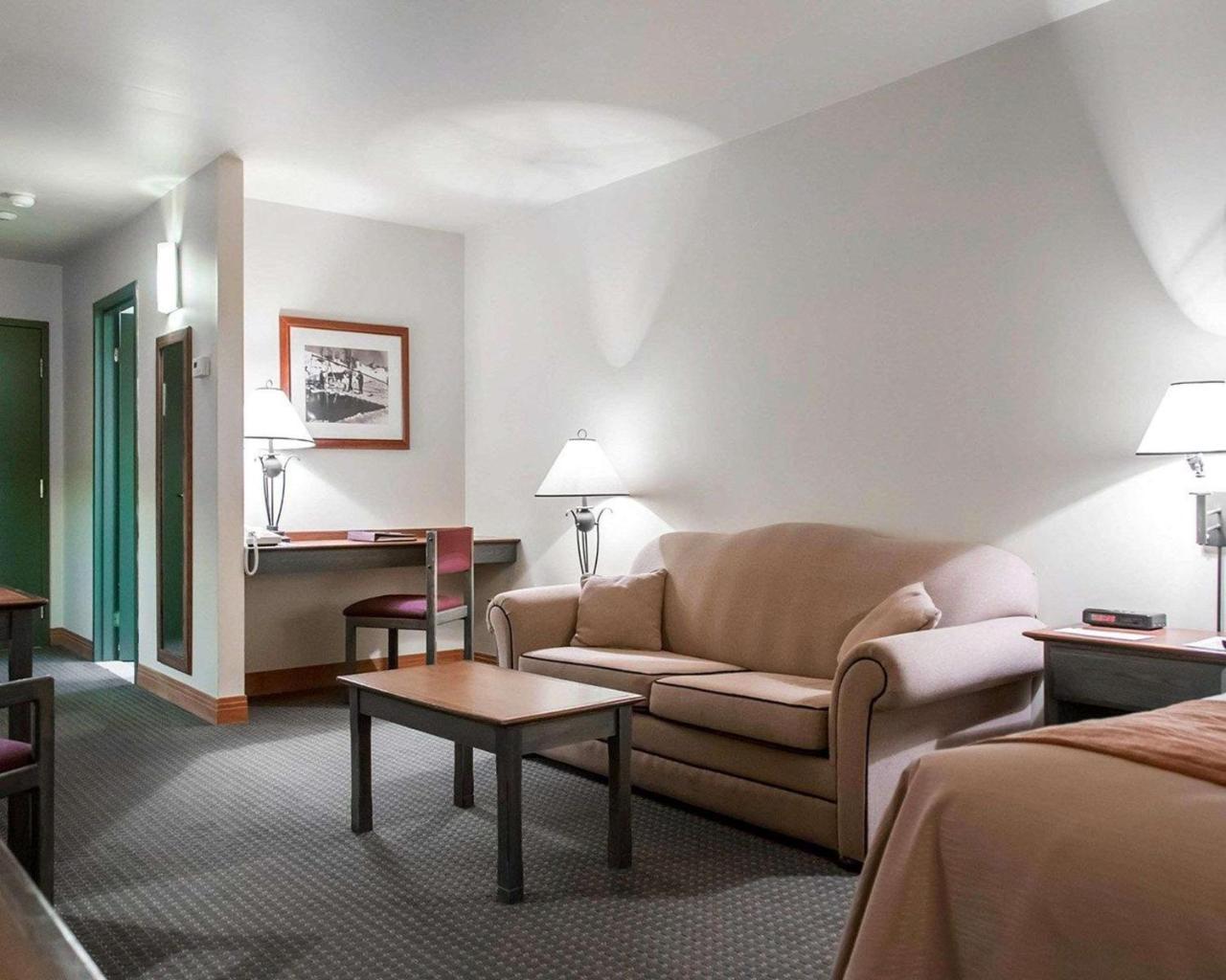Ax Hotel Mont-Tremblant Bagian luar foto